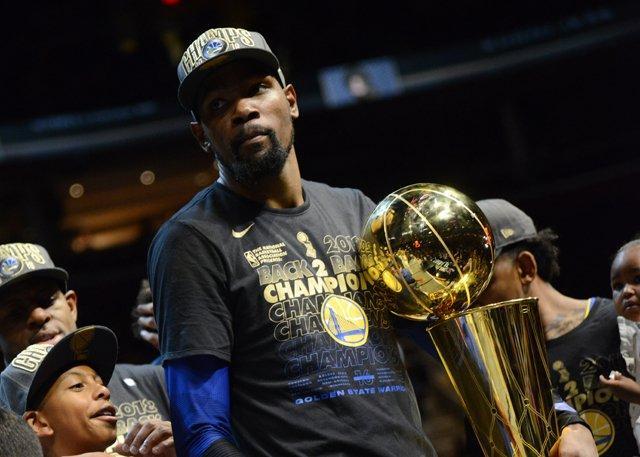 他们不仅敢 他们不仅敢